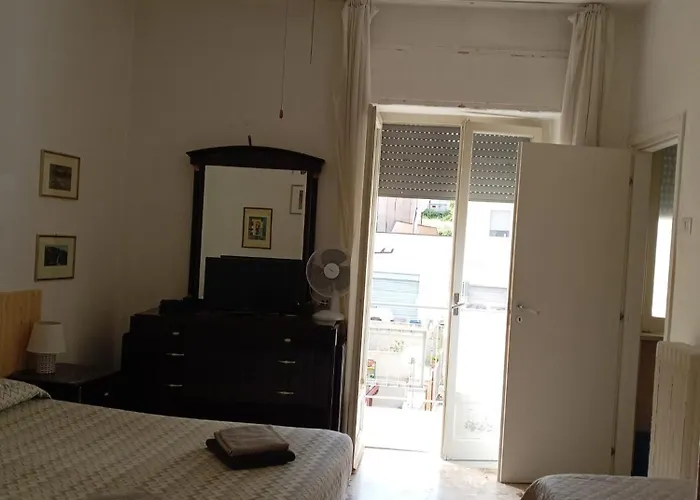 Centre בית אירוח מטרה